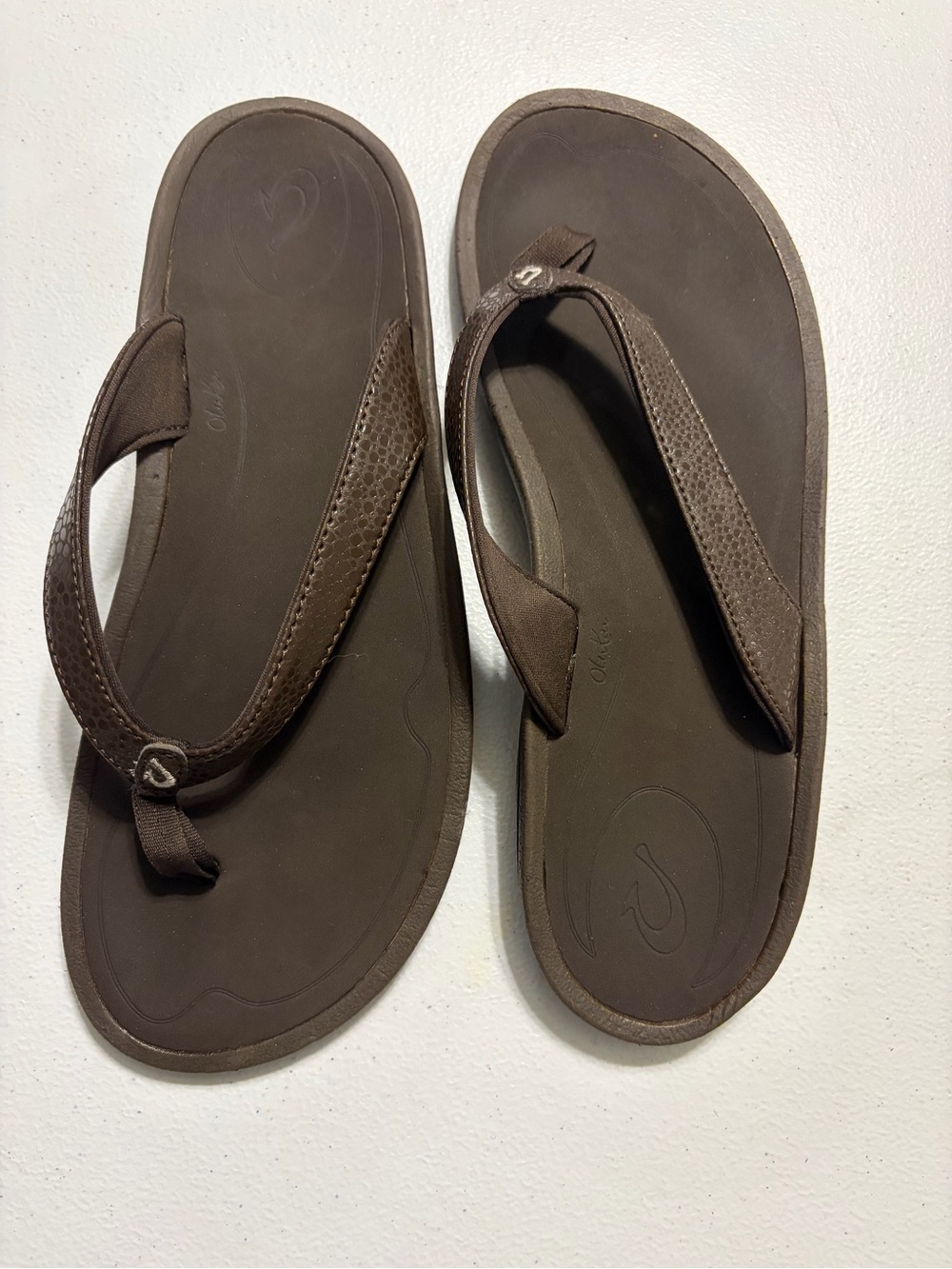 OluKai Brown Women's Flip Flop Sandals - Comfort Foot Bed